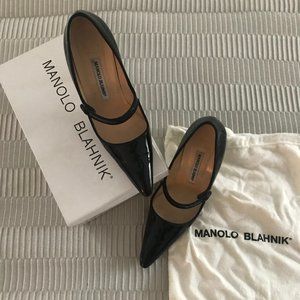 Monolo Blahnik Campari Size 7 (38)